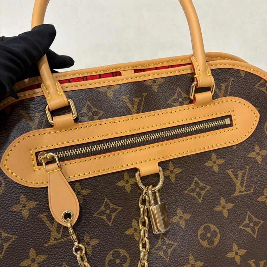 LV M15208 老花金扣多夾層金鏈手提肩背包 肩背包 斜背包 斜挎包 手提包-35