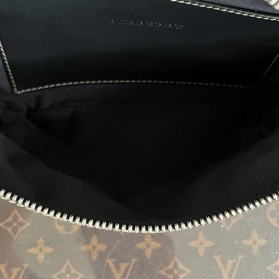 BURBERRY 經典彩虹格紋腰包 30*14*4 98新配件塵袋 吊牌-6