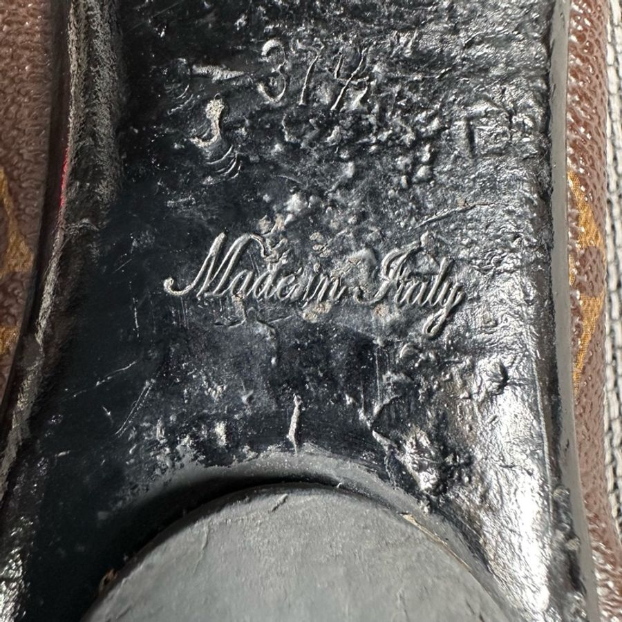 Louis Vuitton/路易威登LV 經典老花帆布拼接漆皮褶皺鞋頭尖頭平底單鞋  尺碼：37.5-6