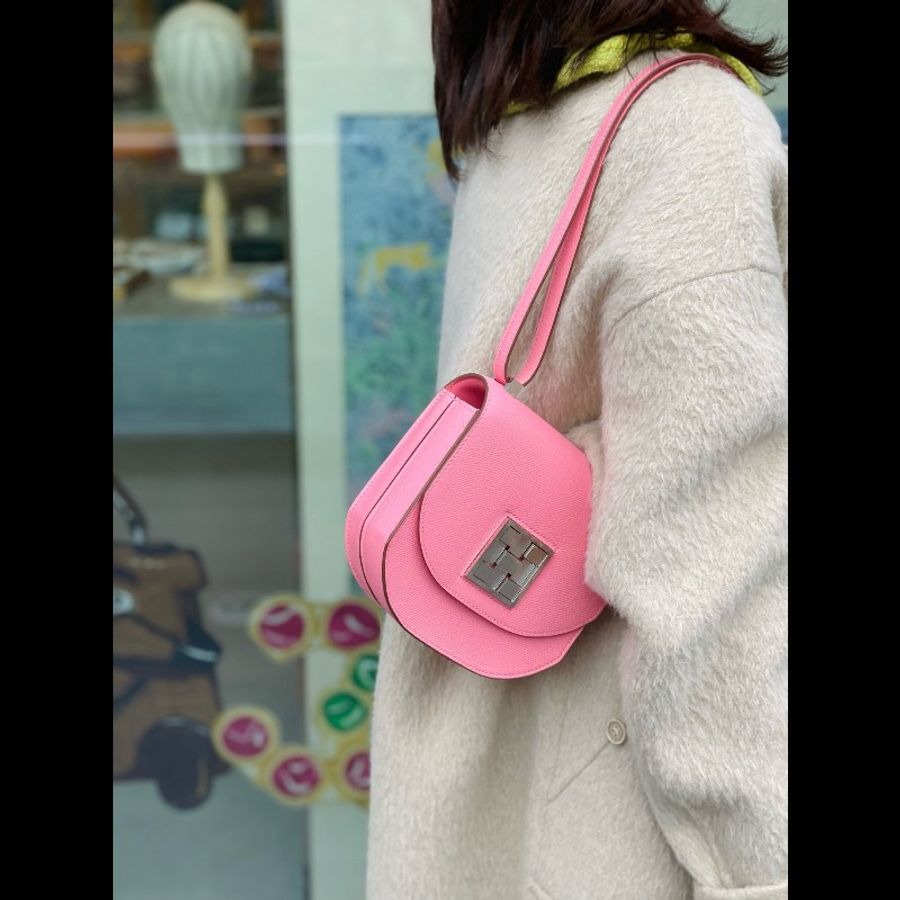 全套❤️HERMES Mosaique 17 mini馬賽克包 1Q奶昔粉銀扣 Epsom皮-5