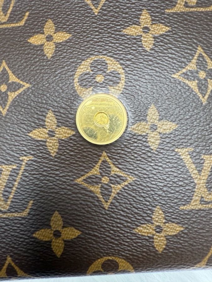路易威登 Louis Vuitton  LockyBB黑色老花鎖頭包 Monogram 塗層帆布與光滑牛皮革  晶片款尺寸：20.0x 16.0x 7.5 cm-8