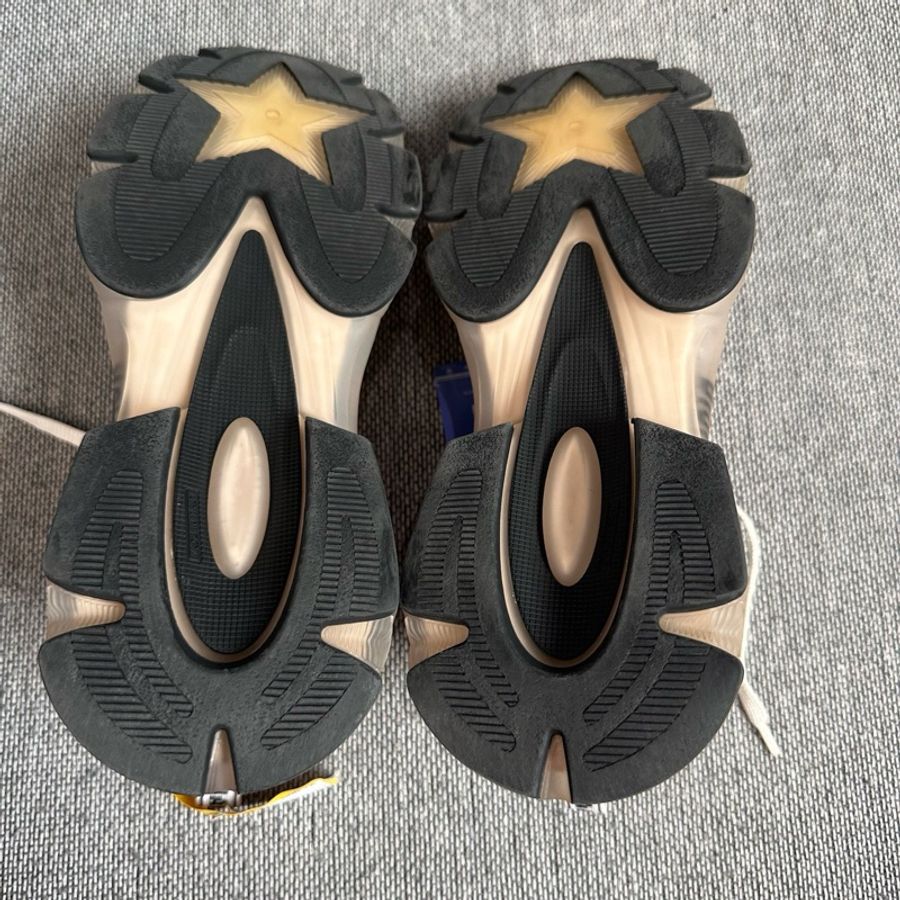 DIOR/迪奧 Vibe 網布科技面料徽標低幫運動休閒鞋  尺碼：37-5