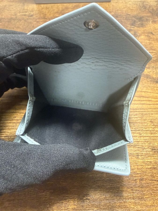 Balenciaga莫蘭迪色零錢包（帶紙鈔夾層，無卡槽）-4