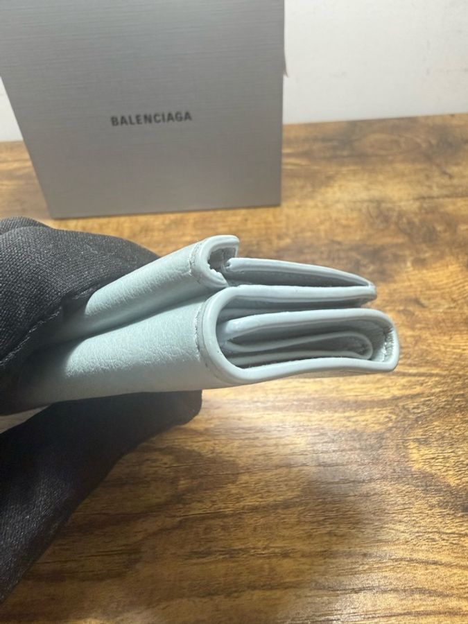 Balenciaga莫蘭迪色零錢包（帶紙鈔夾層，無卡槽）-8