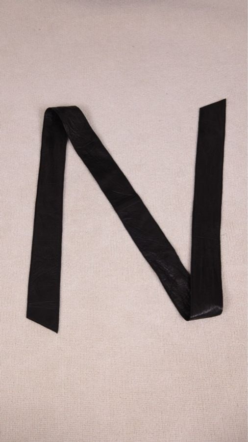 Chanel 05年秀款黑白滚边小羊皮腰带皮衣风衣外套-55