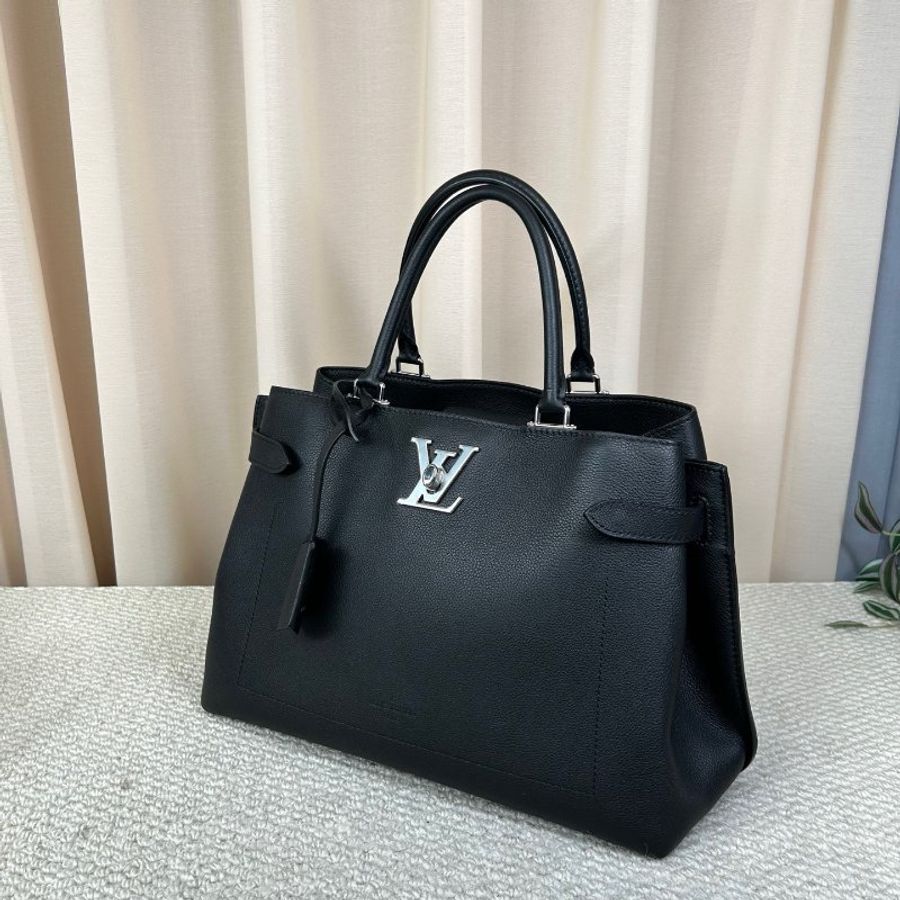 LV 黑色牛皮My lockme tote 托特包 32×15×22.5cm 98新配件塵袋-2