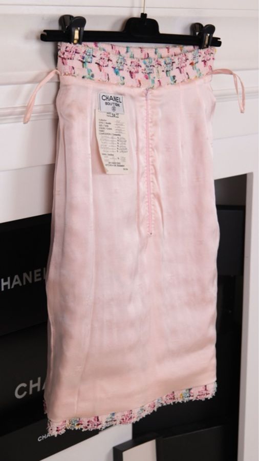 Chanel 95年芭比系列秀款粉彩色粗花呢立领外套半裙套装-7