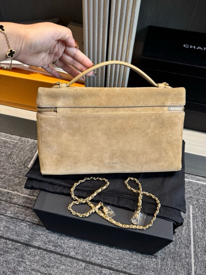 Chanel 香奈兒 26A駝色麂皮大號LP飯盒包 6月購入-3