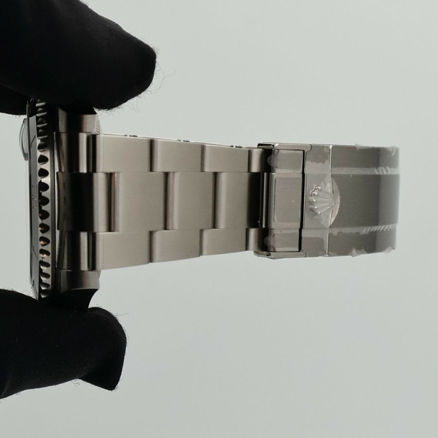 ROLEX Submariner Date 126610LN-9