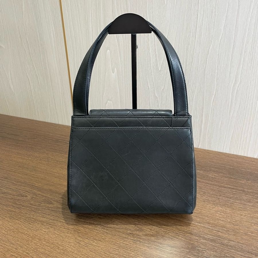 香奈兒Chanel 黑金 Kelly 手提包-1