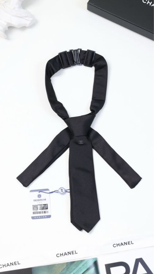 Chanel 黑色缎面领带chocker-0