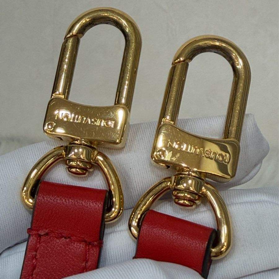 LV M44021 NEONOE 老花紅皮革水桶包 水桶包 肩背包 斜背包 香檳包-50