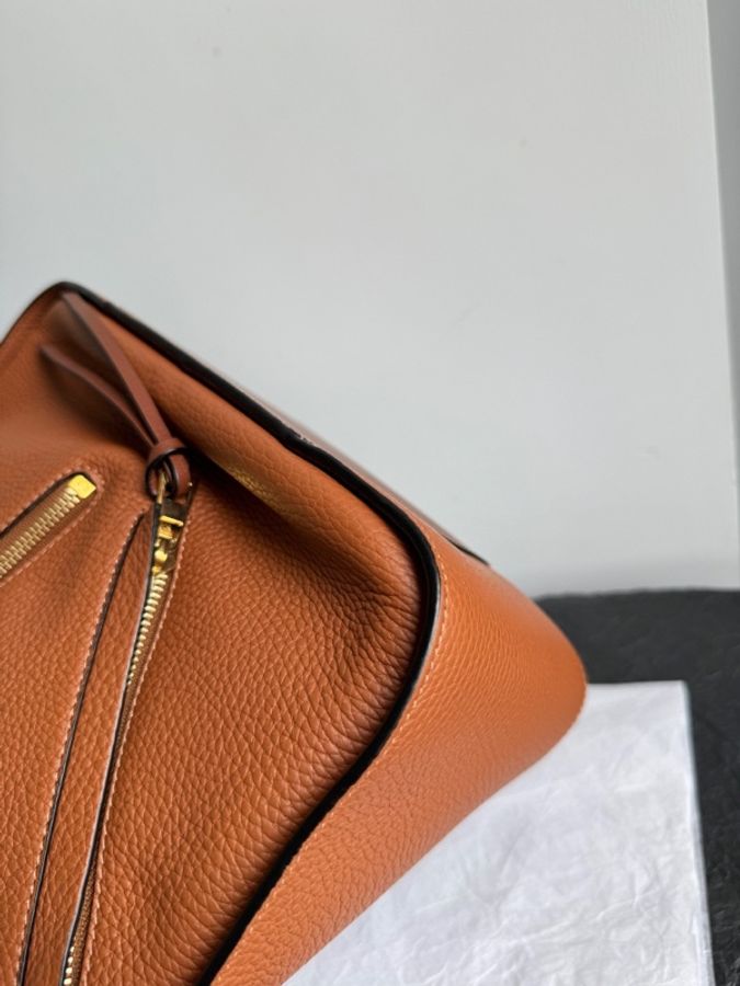 Loewe羅意威 Hammock小號吊床包,荔枝皮-8