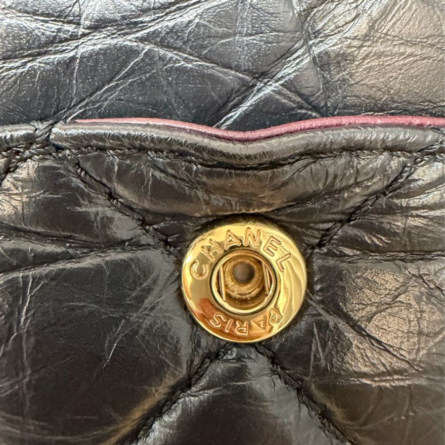 CHANEL A37587 黑色紙揉牛皮金扣 2.55 28cm 肩背包 斜背包 側背包 斜挎包-31