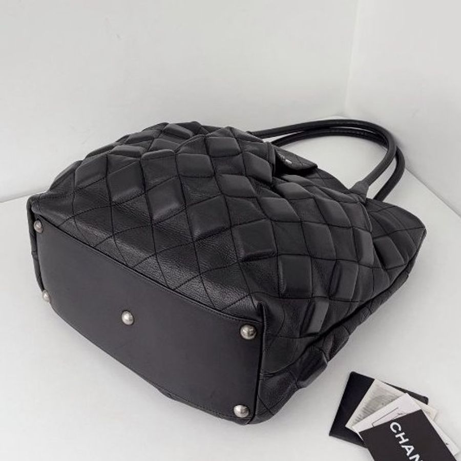 香奈兒/Chanel 黑銀立體菱格全皮托特包 雙C Logo-7