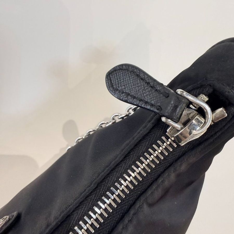 Prada Re-Edition 2005 Re-Nylon 肩背包-6