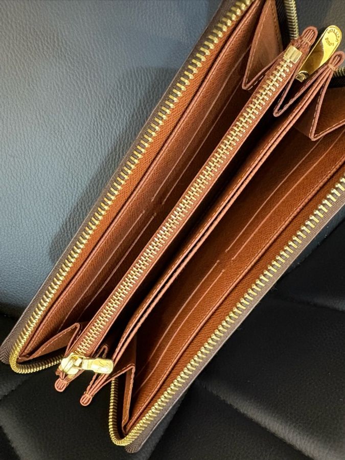 LV 經典老花拉鍊長夾 8卡-4