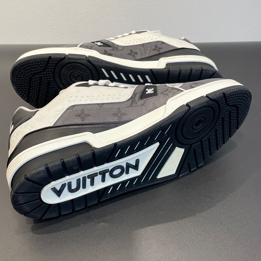 LV路易威登 Trainer 黑白浮雕 42.5碼-8