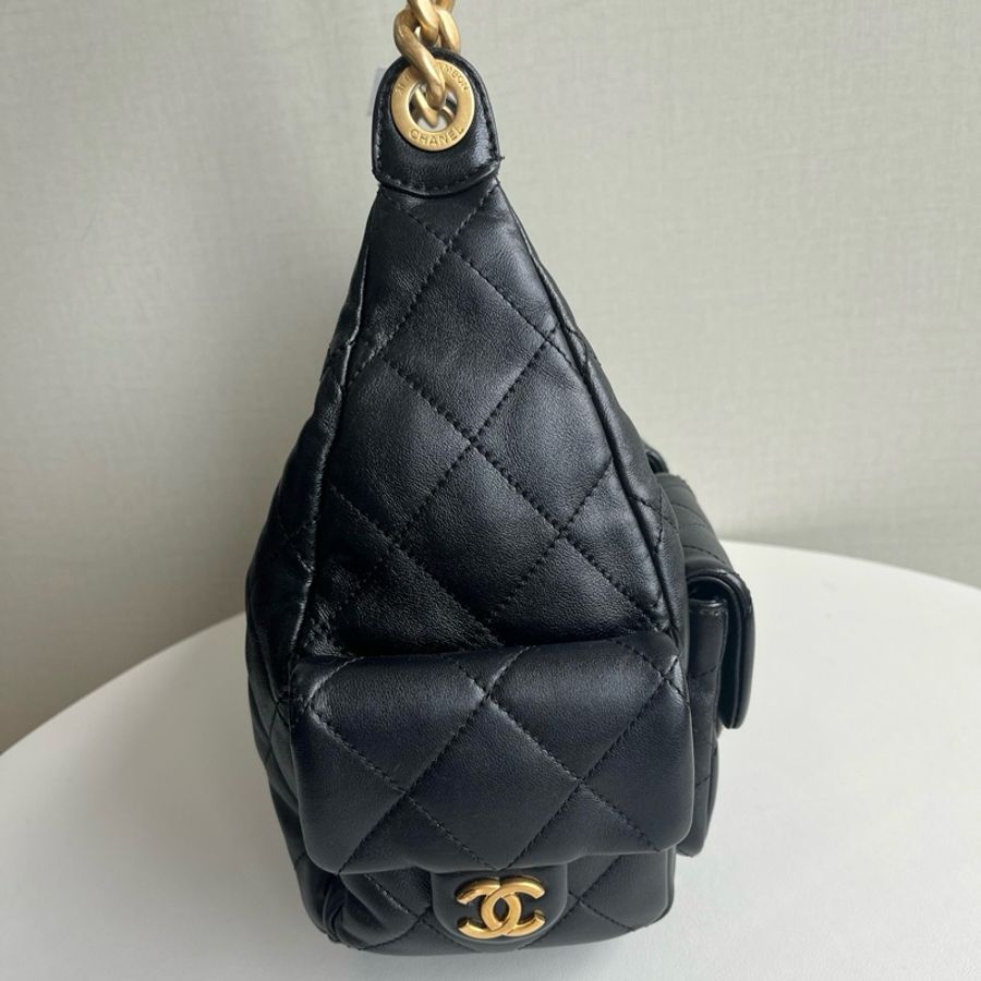Chanel 香奈兒hobo👜腋下包 嬉皮包25C 大號 肩背包 黑金 羊皮-3
