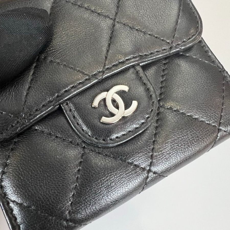 CHANEL CF雙面三折短夾黑 保卡款11開-10