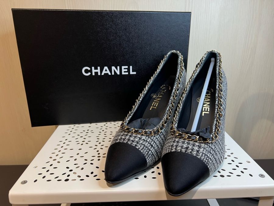 Chanel 全新 毛呢 皮穿鍊 氣質跟鞋-0