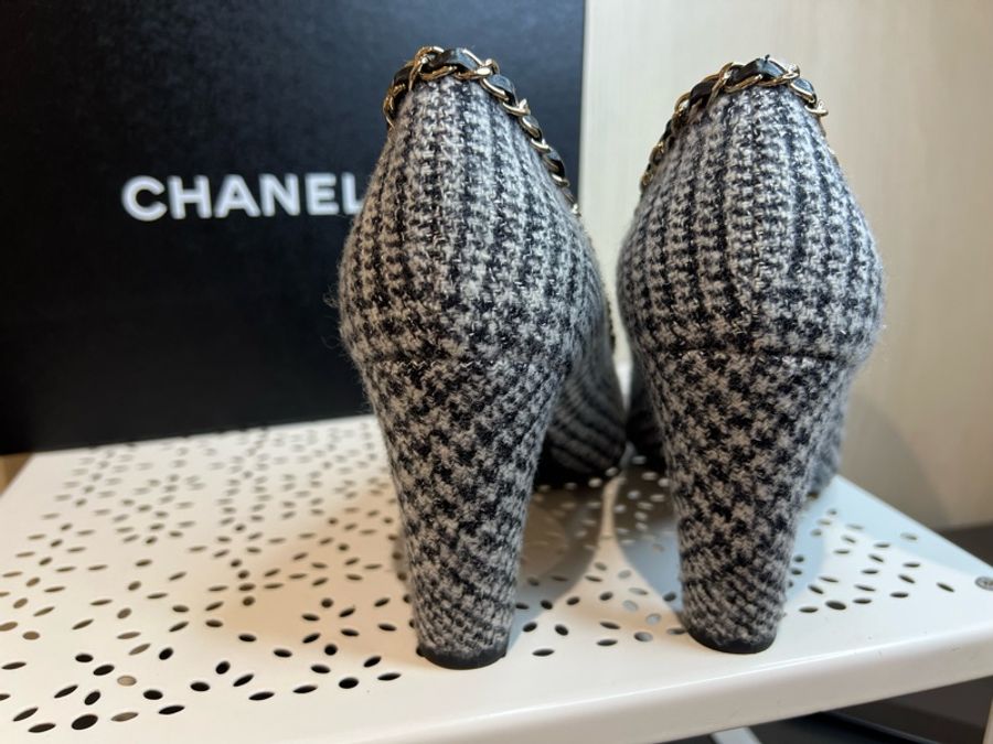 Chanel 全新 毛呢 皮穿鍊 氣質跟鞋-6