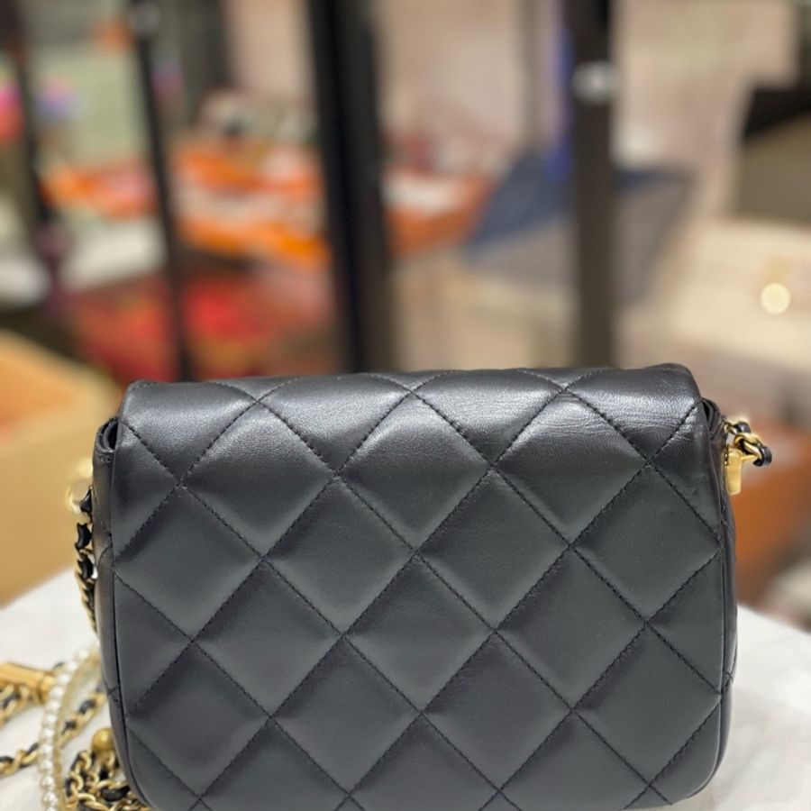 Chanel香奈兒 黑色珍珠風衣扣方胖子 保存很好 五金亮 包型飽滿-3