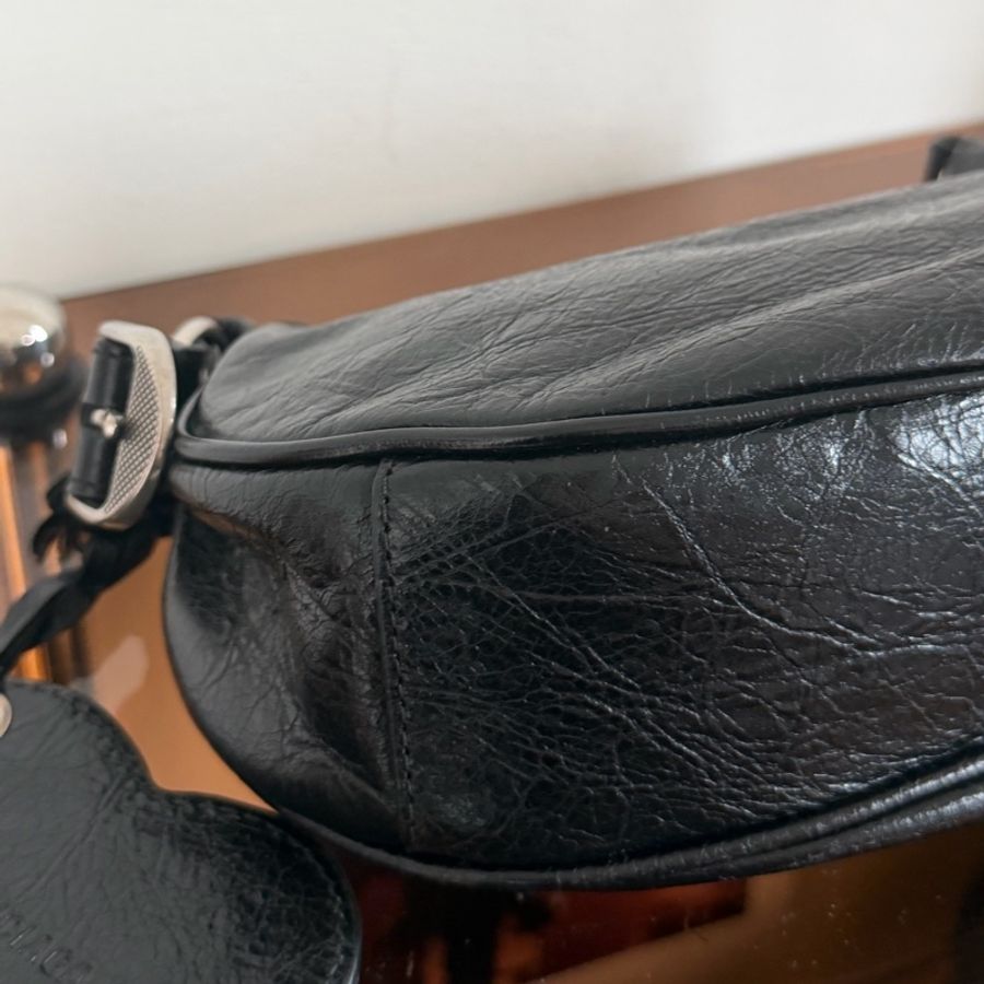 #99.9新 Balenciaga 巴黎世家 Le Cagole xs月牙機車包-19