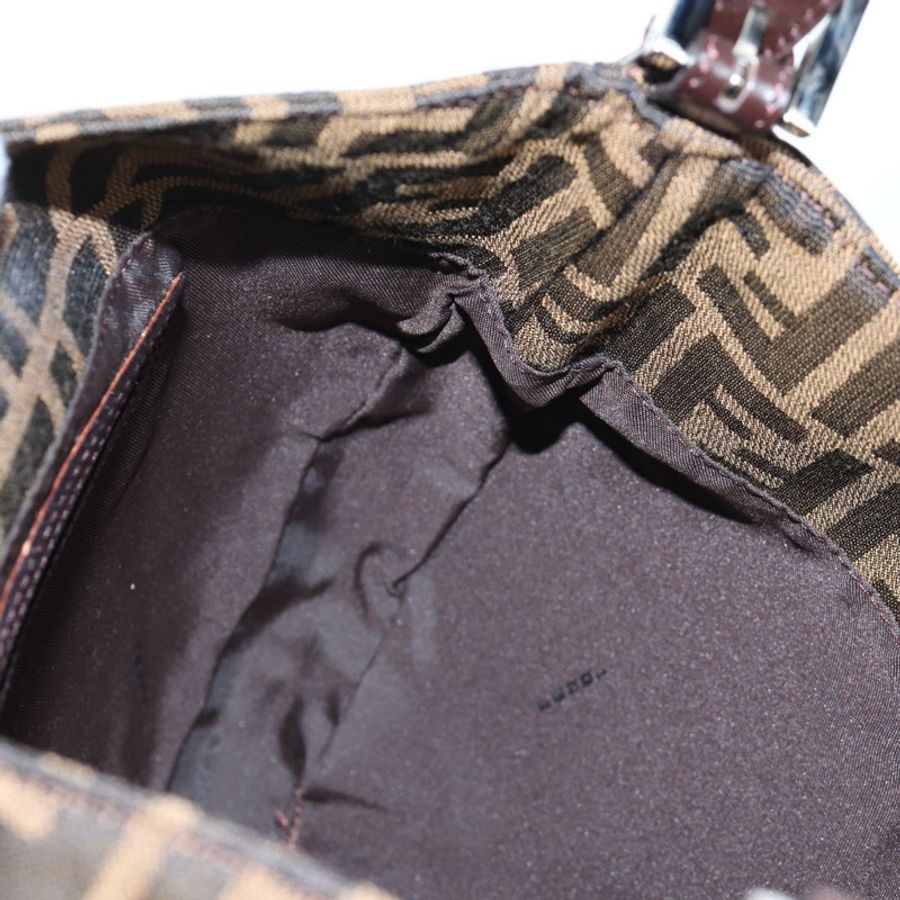 【日本直送】FENDI Zucca帆布Mamma Baguette單肩包 棕色/黑色 正品 am12058V-21