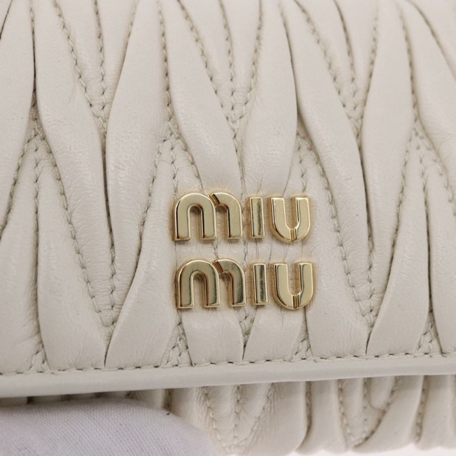 【日本直送】Miu Miu Matelasse 鏈條肩包 白色皮革 正品 194749M-16