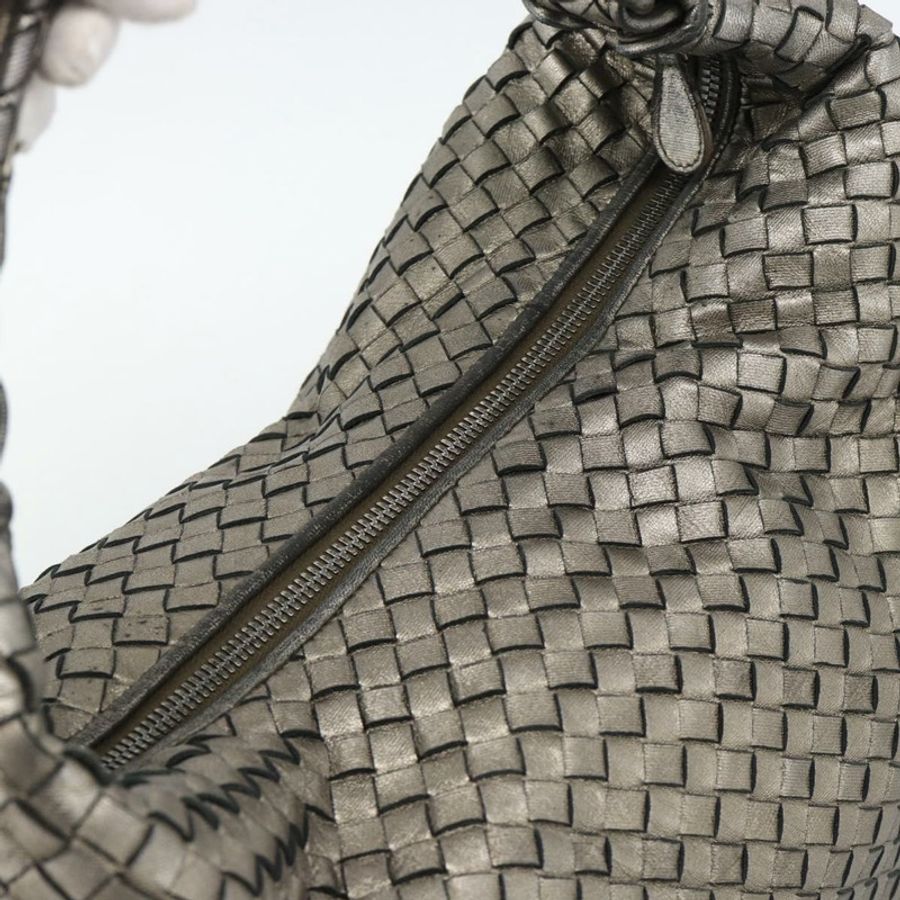 【日本直送】BOTTEGA VENETA INTRECCIATO 單肩包皮革銀色正品 194742V-5