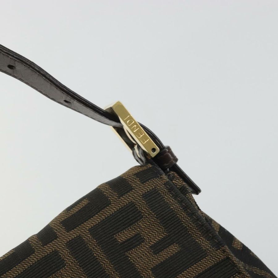 【日本直送】FENDI Zucca帆布Mamma Baguette單肩包 棕色/黑色 正品 193423V-18