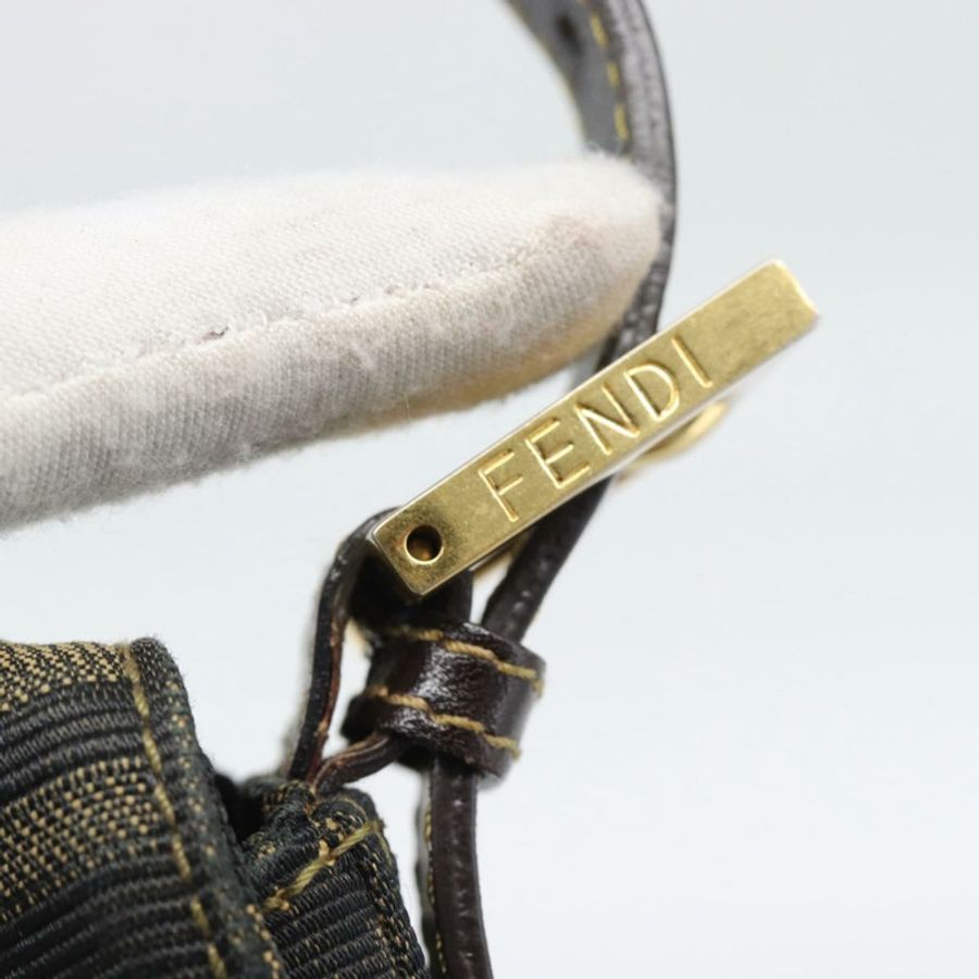 【日本直送】FENDI Zucca帆布Mamma Baguette單肩包 棕色/黑色 正品 195009M-16