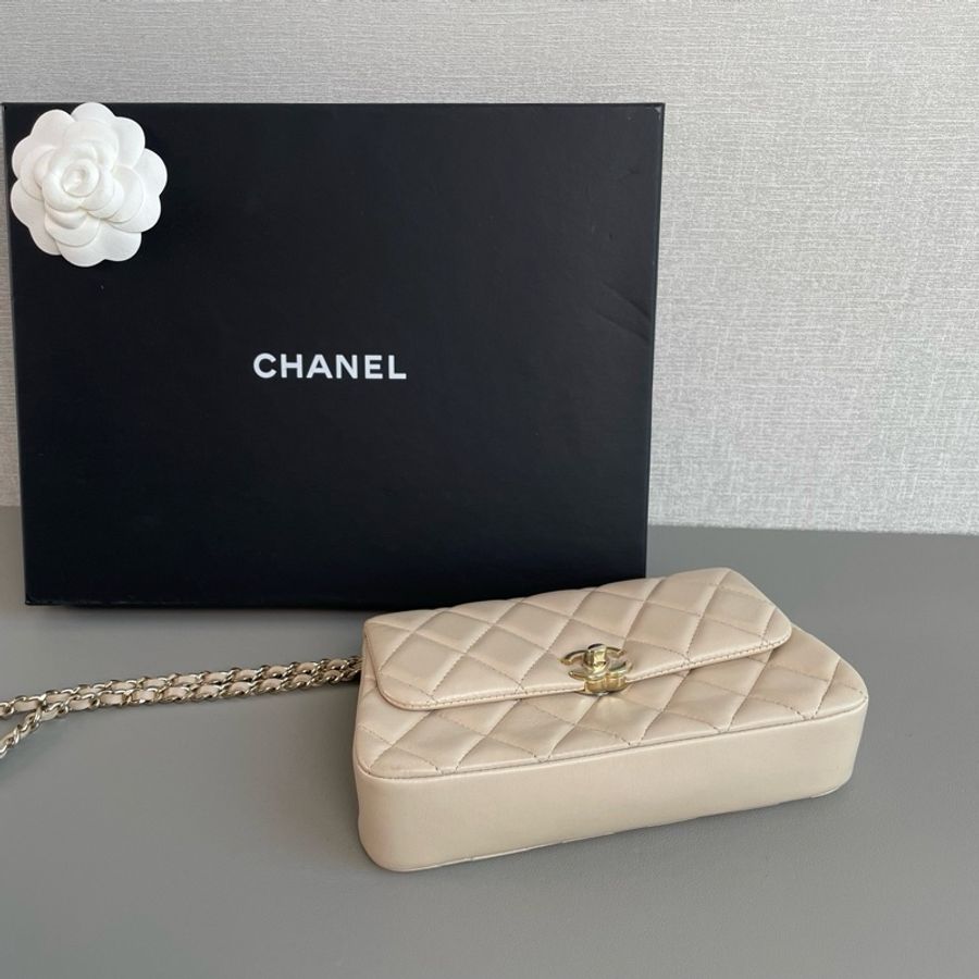 💎Chanel香奈兒|奶茶色金扣雲朵cf大mini 鏈條單肩斜挎包 |99新芯片款-5
