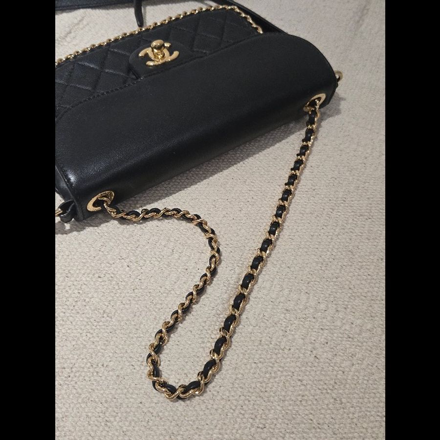 CHANEL 香奈兒 黑色 金釦 雙鍊飾邊斜背包 肩背包-32