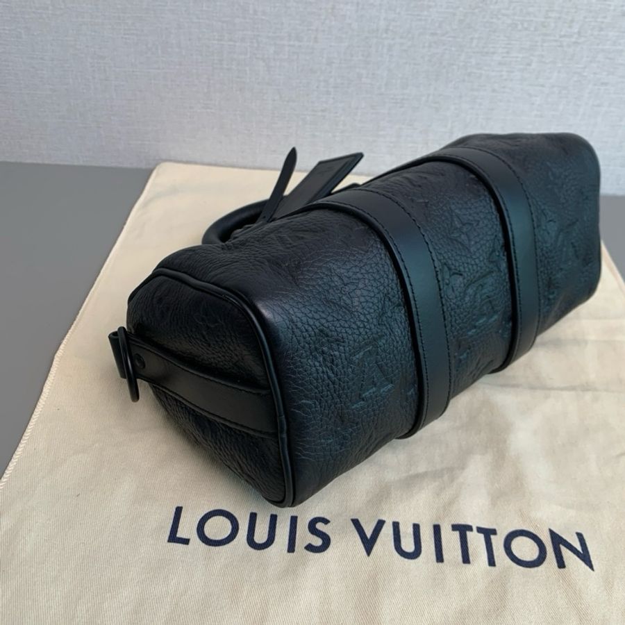 Louis Vuitton 路易威登👑 Keepall25 黑武士💕 手提斜挎包💗 99新✨芯片款 尺寸:25×15-4
