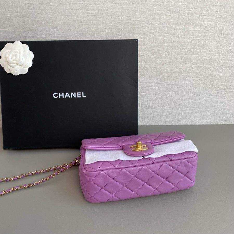 Chanel香奈兒🖤 香芋紫核桃金球cf大mini💗 98新✨芯片款 尺寸:19x12x7-3