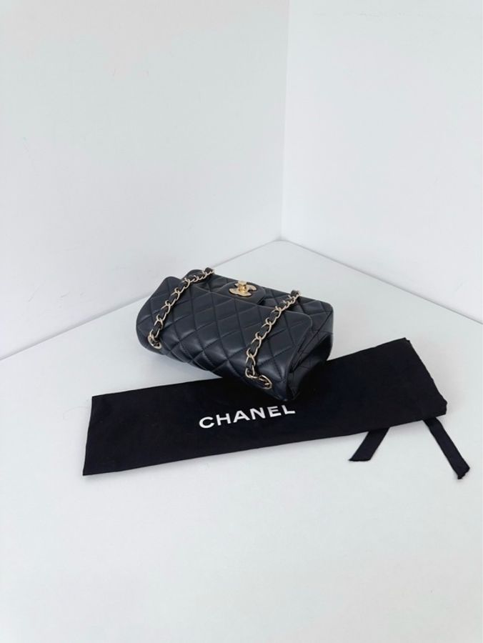 Chanel香奈兒🖤 黑金CF大mini鏈條包💕 99新✨芯片款 尺寸20*12*7-8