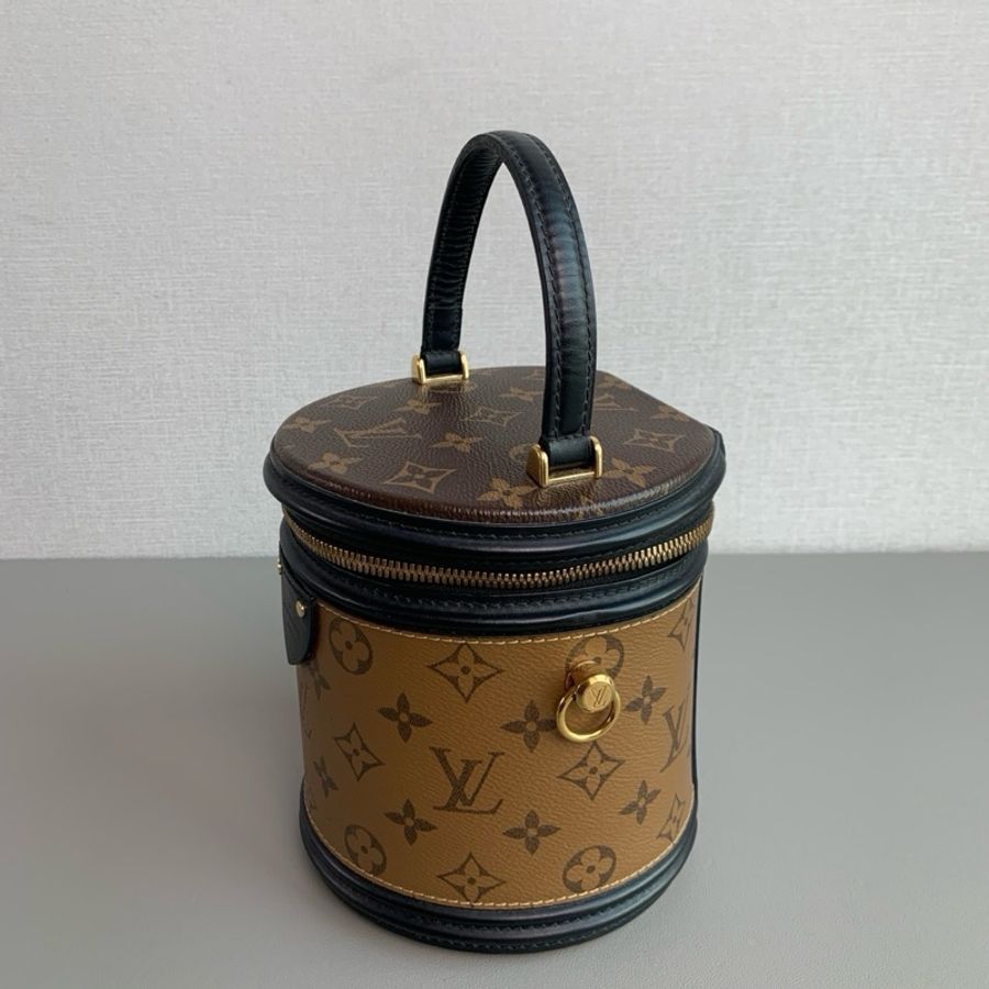 Louis Vuitton 路易威登👑 cannes老花飯桶包 發財桶 98新✨ 18年有芯片 尺寸:14x17-6