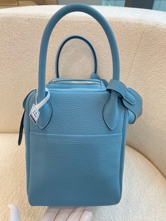 Hermes 愛馬仕 Lindy30 tc皮 金屬:銀扣 Y刻 附件:無。-4