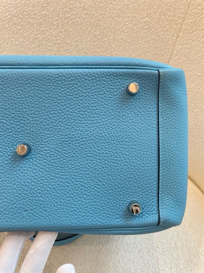 Hermes 愛馬仕 Lindy30 tc皮 金屬:銀扣 Y刻 附件:無。-15