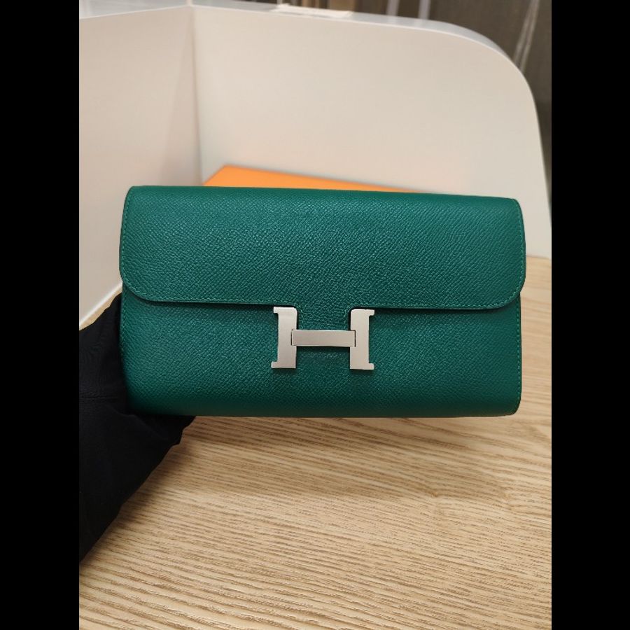 Hermes Constance long wallet
Vert Jade-1