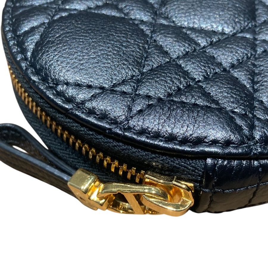 CHRISTIAN DIOR 迪奧 CARO ROUND POUCH WITH CHAIN 黑色 小牛皮 金釦-7