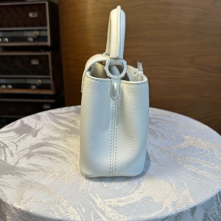 路易威登/Louis Vuitton CAPUCINES EAST WEST 迷你手袋 白色 手提包斜挎包 芯片款-2