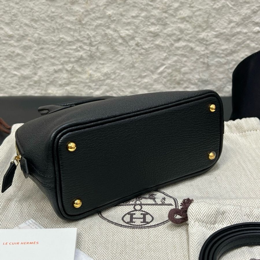 ❤️Hermes愛馬仕mini bolide黑色金扣山羊皮保齡球手提包單肩包斜挎包-4