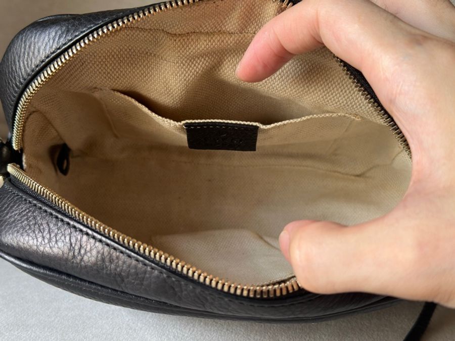🏷️【精品割愛】Gucci Soho Disco 經典黑色流蘇相機包-10