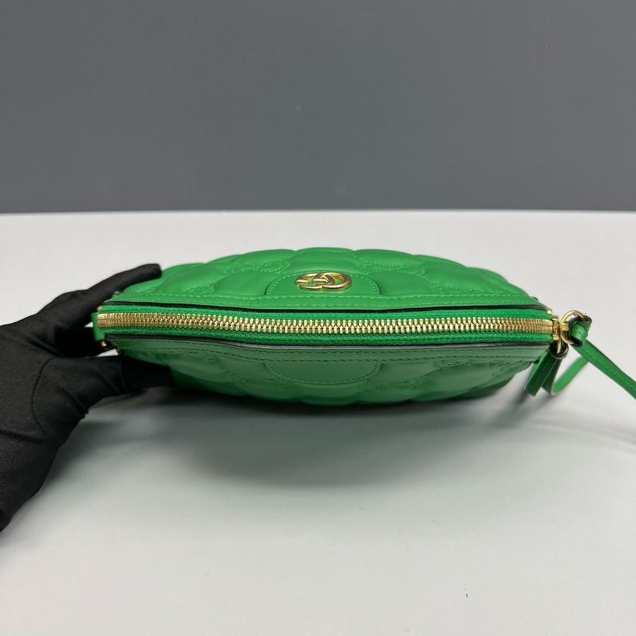 Gucci古馳 綠色全皮壓花貝殼包 97新-5