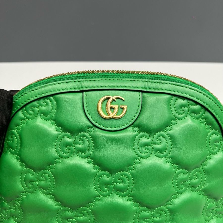 Gucci古馳 綠色全皮壓花貝殼包 97新-6