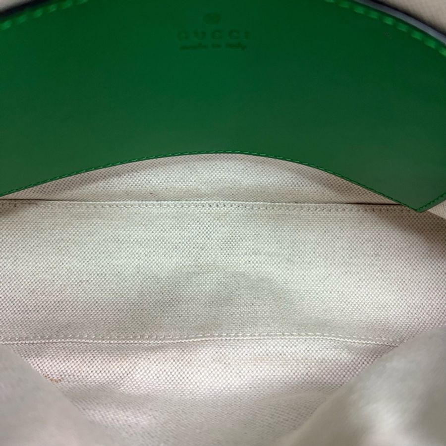 Gucci古馳 綠色全皮壓花貝殼包 97新-7