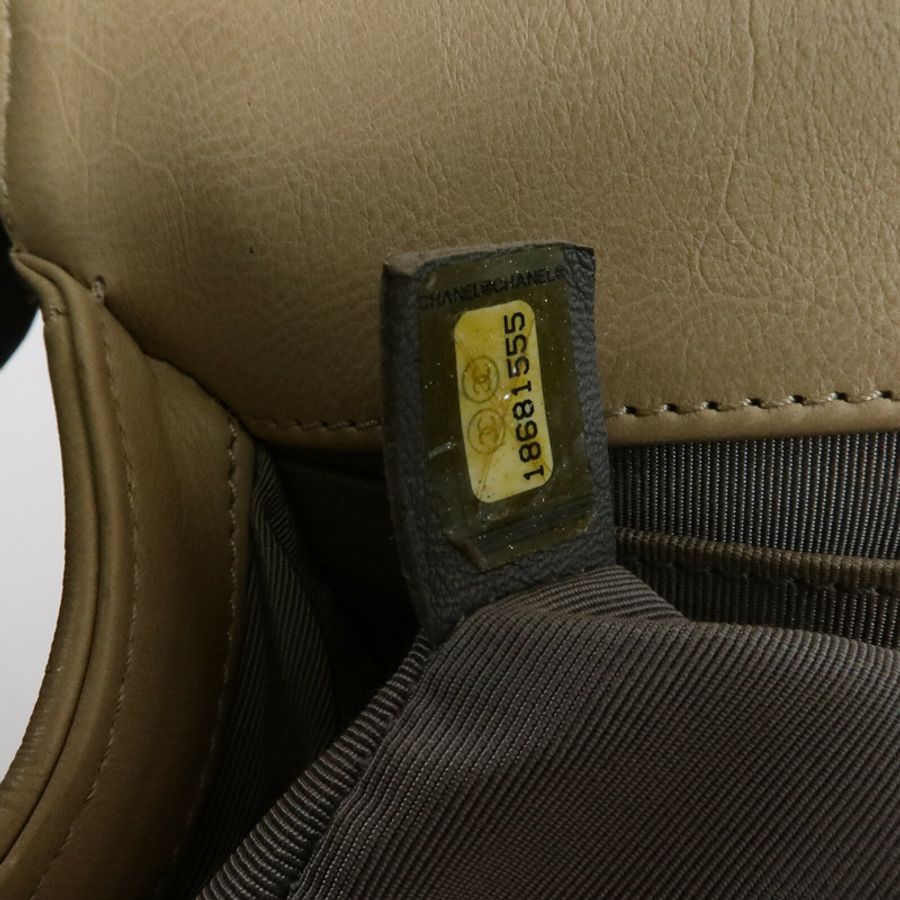 CHANEL 牛皮皮革Boy 25鏈帶肩背袋-7